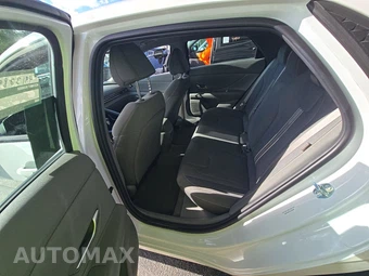 2026 Hyundai Elantra SEL Sport - miniatura 19