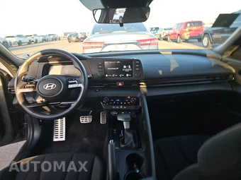 2026 Hyundai Elantra SEL Sport - miniatura 11