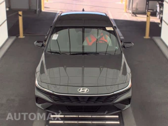 2026 Hyundai Elantra SEL Sport - miniatura 2