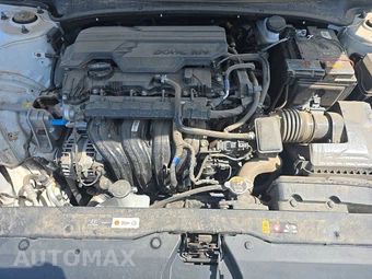2026 Hyundai Elantra SEL Sport Premium - miniatura 15