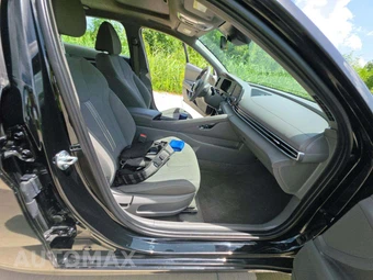 2026 Hyundai Elantra SEL Sport Premium - miniatura 15