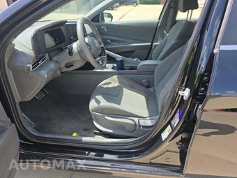2026 Hyundai Elantra SEL Sport Premium - miniatura 3