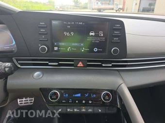 2026 Hyundai Elantra SEL Sport Premium - miniatura 7