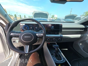 2026 Hyundai Kona SE - miniatura 11