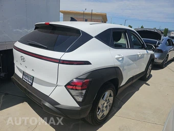 2026 Hyundai Kona SE - miniatura 4
