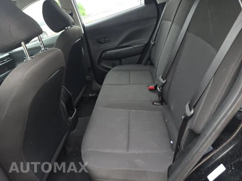 2026 Hyundai Kona SE - miniatura 13