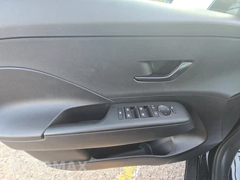 2026 Hyundai Kona SEL Sport - miniatura 9
