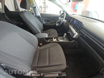 2026 Hyundai Kona SEL Sport - miniatura 8