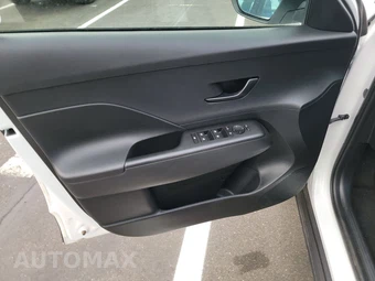 2026 Hyundai Kona SEL Sport - miniatura 9