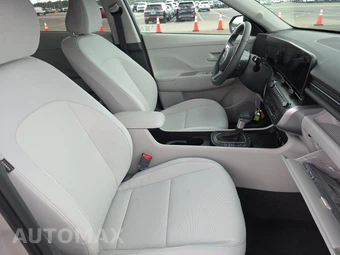 2026 Hyundai Kona SEL Sport - miniatura 8
