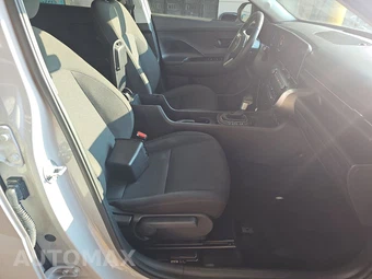 2026 Hyundai Kona SEL Sport - miniatura 8