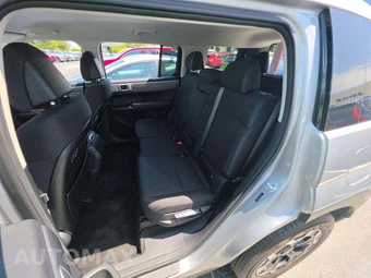 2026 Hyundai Santa Fe SE - miniatura 13