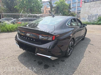2026 Hyundai Sonata SEL Sport - miniatura 3