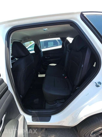 2026 Hyundai Tucson Hybrid Blue SE - miniatura 13