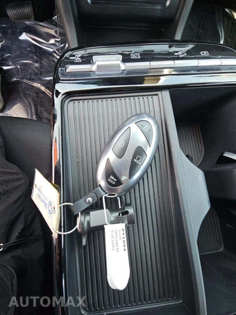 2026 Hyundai Tucson Hybrid Blue SE - miniatura 8