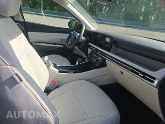 2026 Hyundai Tucson SE - miniatura 8