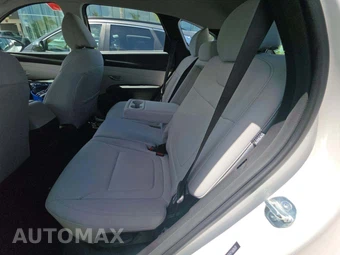 2026 Hyundai Tucson SE - miniatura 13