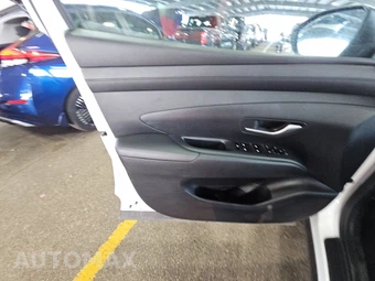 2026 Hyundai Tucson SEL - miniatura 15