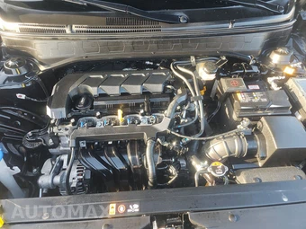2026 Hyundai Venue SE – miniatura 15