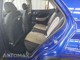 2026 Hyundai Venue SEL - miniatura 13