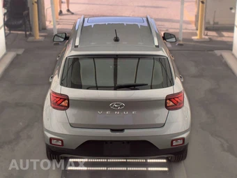 2026 Hyundai Venue SEL - miniatura 6