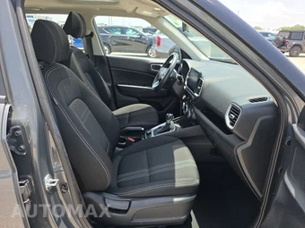 2026 Hyundai Venue SEL - miniatura 14