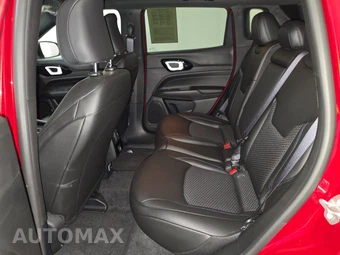 2026 Jeep Compass Altitude - miniatura 13