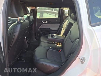 2026 Jeep Compass Latitude - miniatura 13
