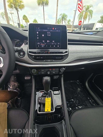 2026 Jeep Compass Latitude - miniatura 7