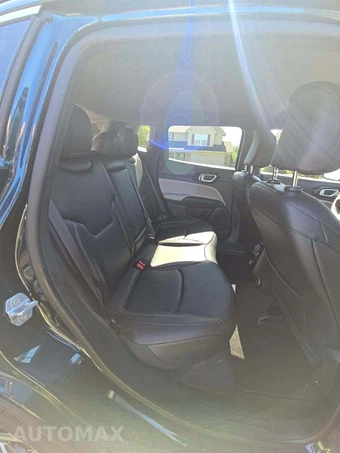 2026 Jeep Compass Limited - miniatura 13