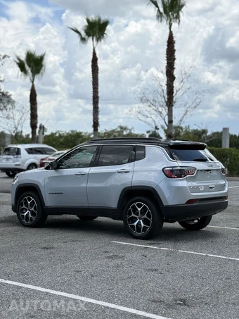 2026 Jeep Compass Limited - miniatura 6