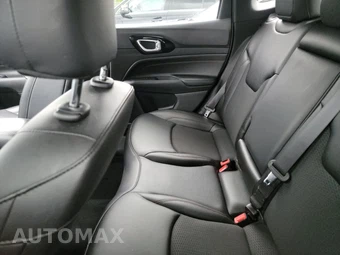 2026 Jeep Compass Trailhawk - miniatura 13