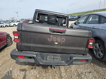 2026 Jeep Gladiator Mojave Crew Cab Medium Bed - miniatura 5