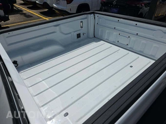 2026 Jeep Gladiator Rubicon Crew Cab Medium Bed - miniatura 14