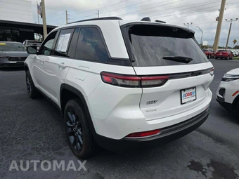 2026 Jeep Grand Cherokee 85th Anniversary Edition - miniatura 2