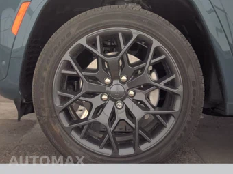 2026 Jeep Grand Cherokee L Summit - miniatura 9