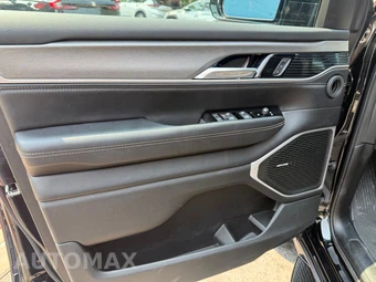 2026 Jeep Grand Wagoneer Limited Altitude - miniatura 17