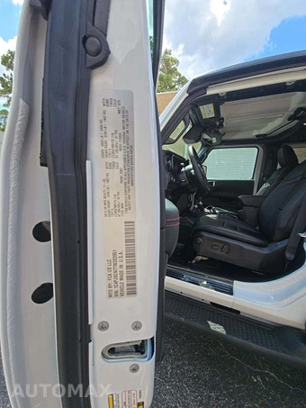 2026 Jeep Wrangler 2 Door Rubicon - miniatura 2