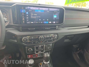 2026 Jeep Wrangler 4 Door Rubicon - miniatura 10