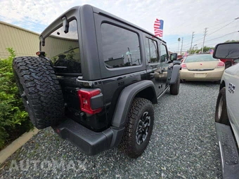 2026 Jeep Wrangler 4 Door Rubicon - miniatura 3