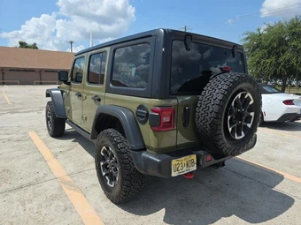 2026 Jeep Wrangler 4 Door Rubicon - miniatura 6