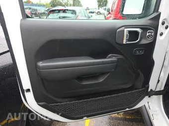 2026 Jeep Wrangler 4 Door Rubicon - miniatura 9