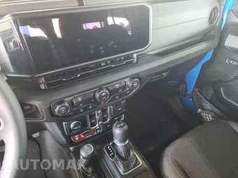 2026 Jeep Wrangler 4 Door Rubicon - miniatura 11
