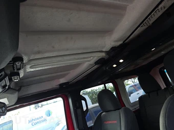 2026 Jeep Wrangler 4 Door Rubicon - miniatura 18