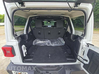 2026 Jeep Wrangler 4 Door Rubicon - miniatura 11