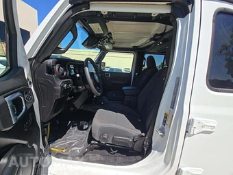 2026 Jeep Wrangler 4 Door Rubicon - miniatura 3