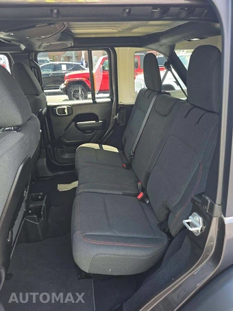 2026 Jeep Wrangler 4 Door Rubicon - miniatura 13