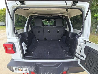 2026 Jeep Wrangler 4 Door Rubicon - miniatura 11