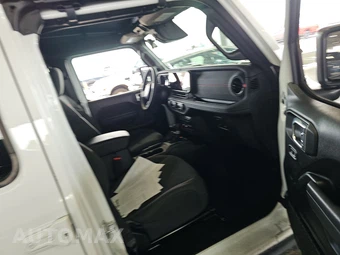 2026 Jeep Wrangler 4 Door Rubicon - miniatura 8