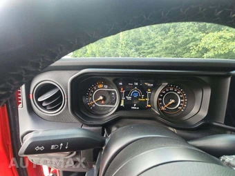 2026 Jeep Wrangler 4 Door Rubicon - miniatura 9